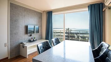 Deluxe Room | Free WiFi