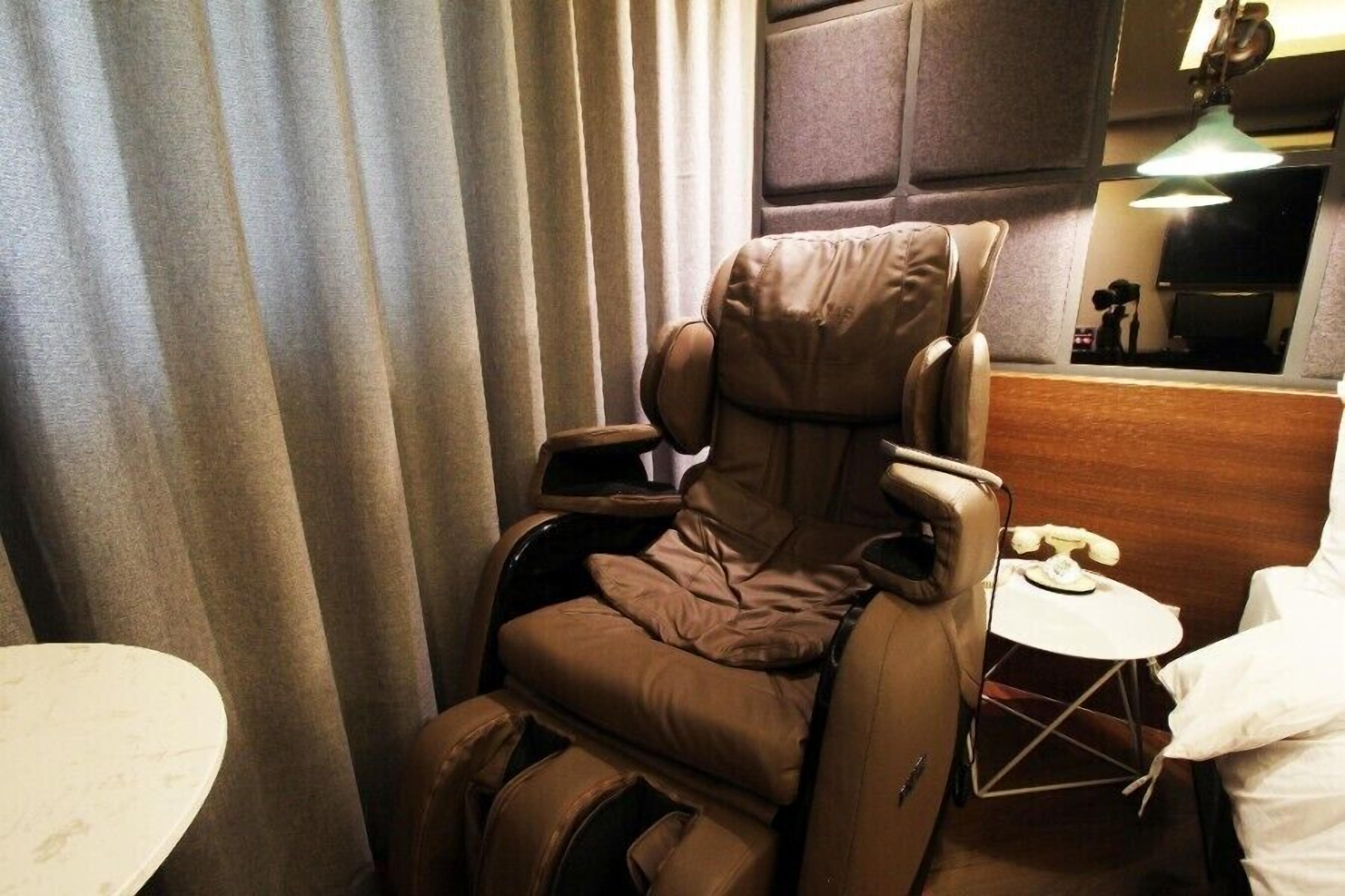 vip | massage in accommodation