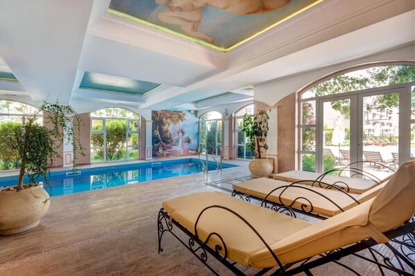 Indoor pool, outdoor pool