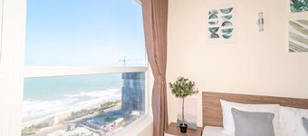 Palm Rooftop Homestay with SeaView