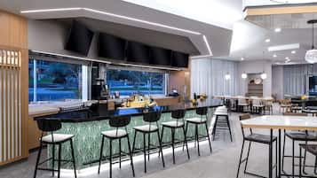 2 bares o lounges, bar en la azotea