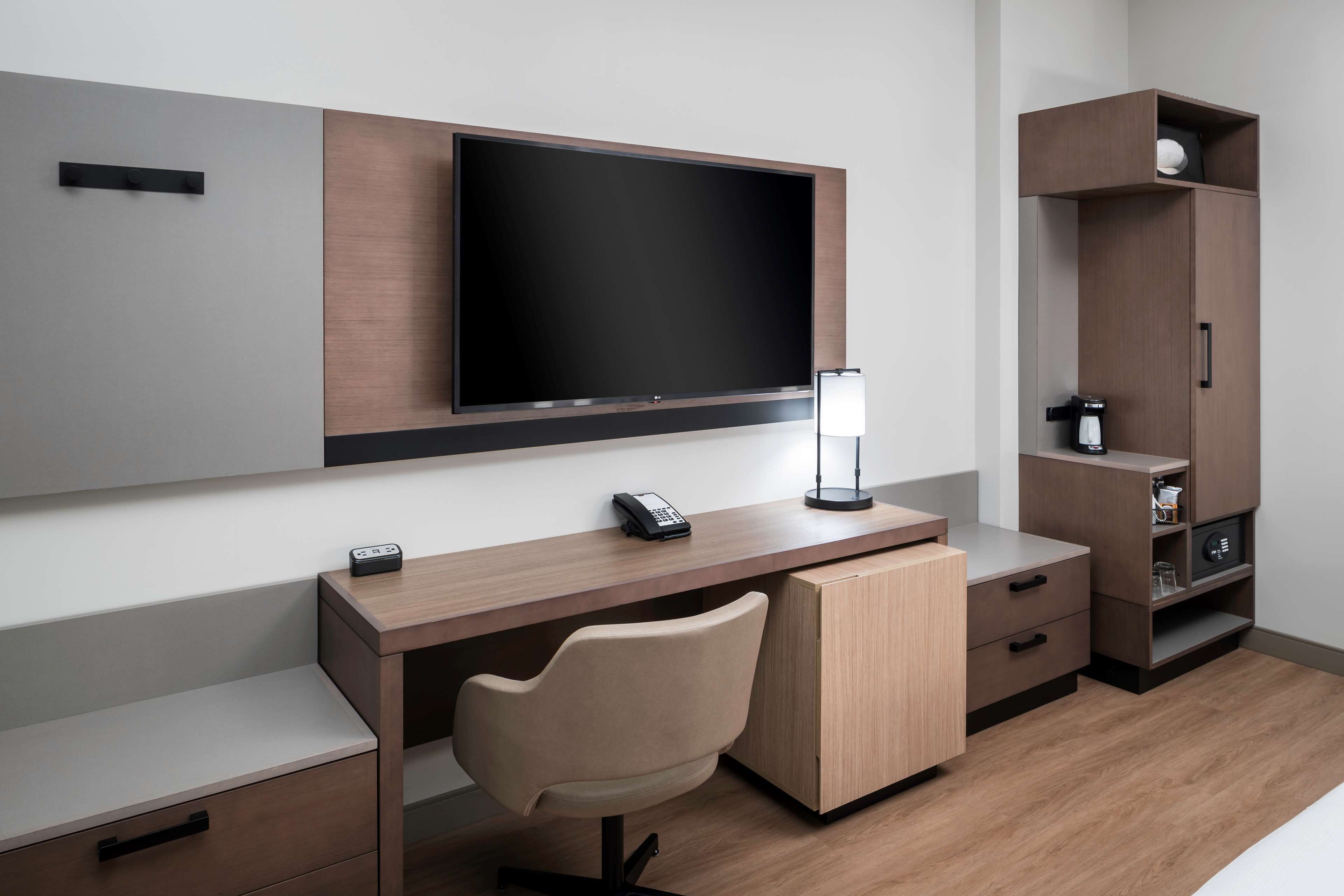 hypo-allergenic bedding, pillow-top beds, in-room safe, desk