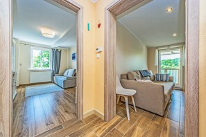 Coin salon dans le hall