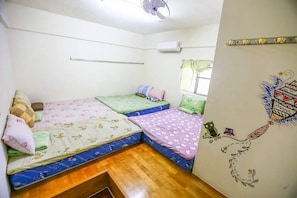 Habitación Deluxe | Cortinas blackout, wifi gratis y ropa de cama