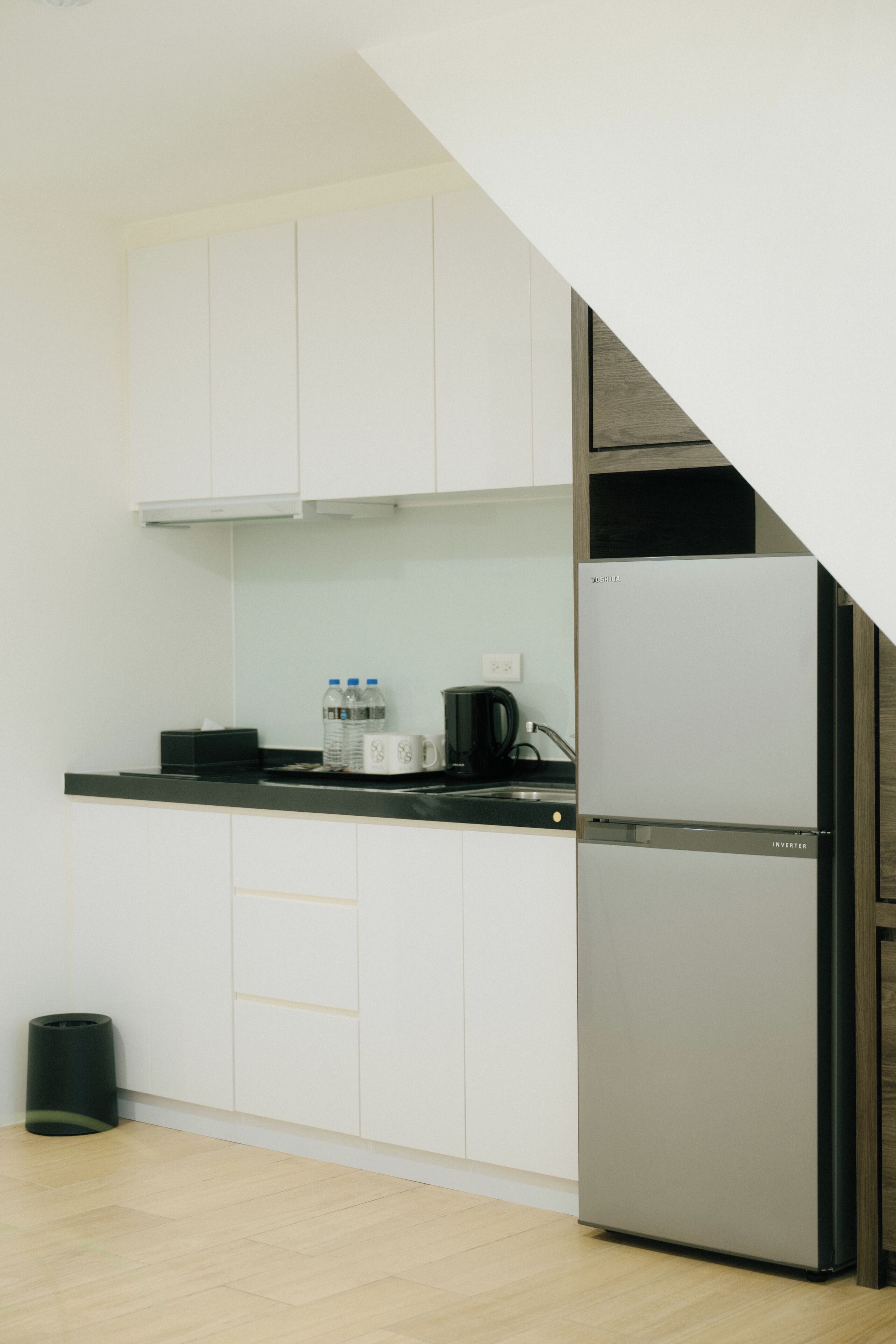 quadruple room, mezzanine | living area