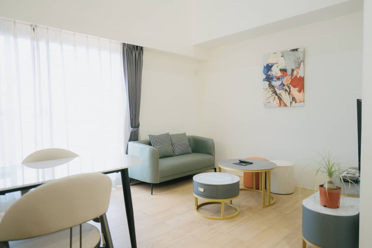 Chambre Quadruple Exécutive, en mezzanine | 1 chambre, coffres-forts dans les chambres, bureau