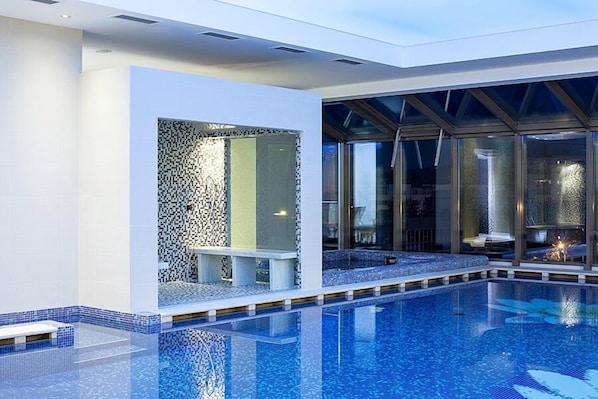 Indoor pool, outdoor pool