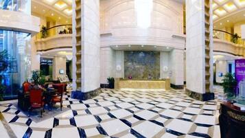 المنشأة من الداخل