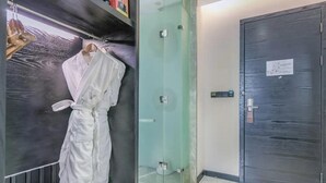 Ảnh chưa phân loại, 3 trong số 8 ảnh, nút
