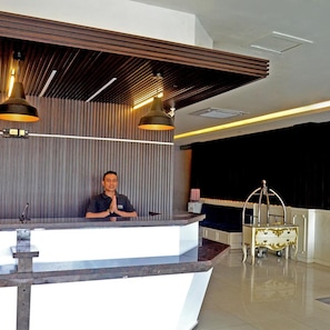 Lobby - Hotel Alodia Powered by Archipelago (Bandar Lampung)