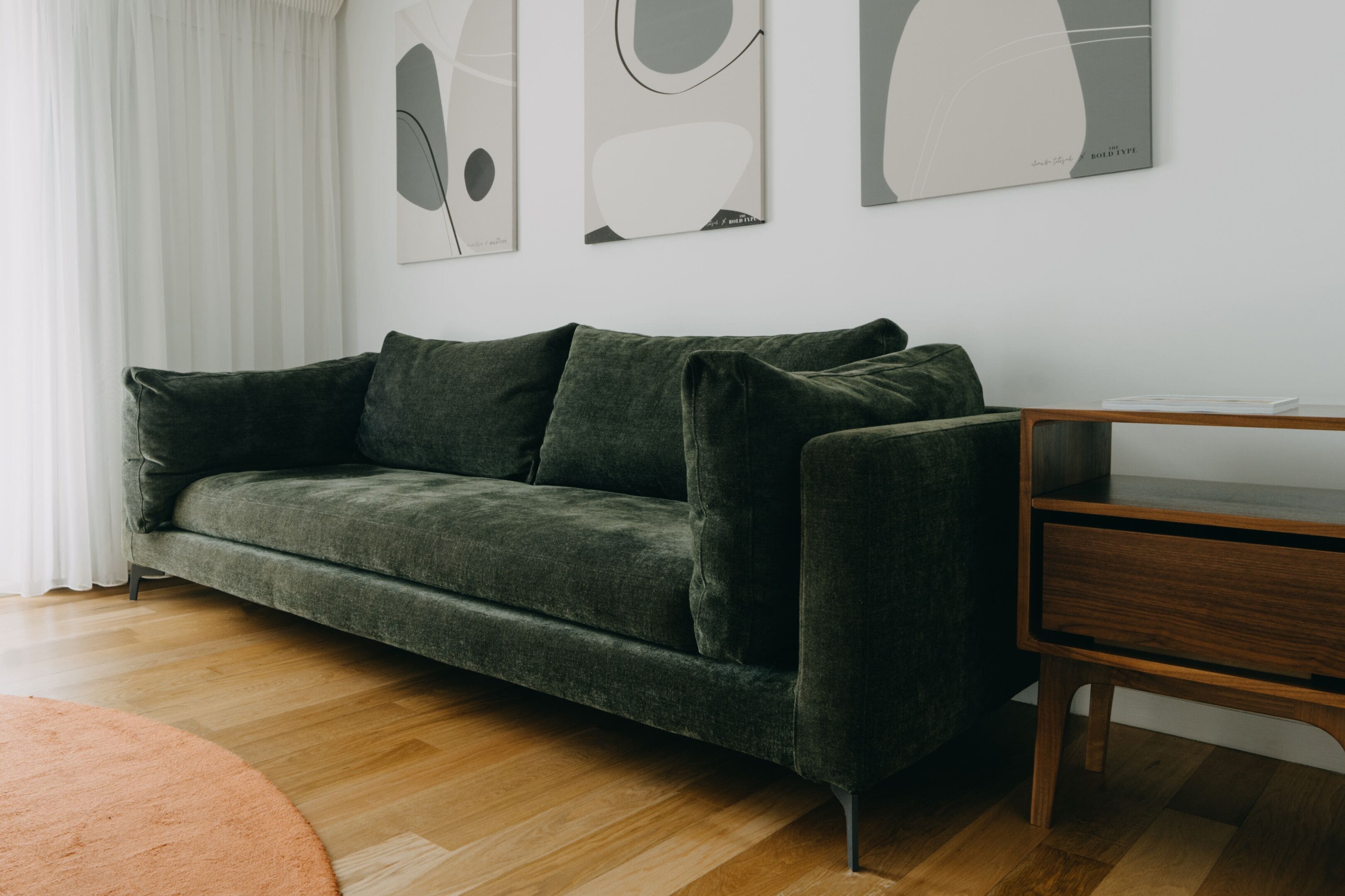 signature suite | living area | 49-inch smart tv with satellite channels, tv