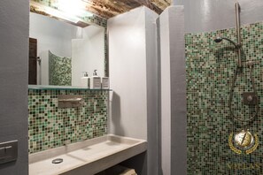 Villa (5 Bedrooms) | Bathroom - Villa San Marco (Fratte Rosa)