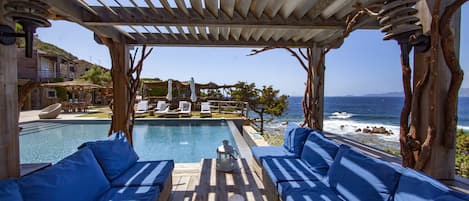 Sundeck