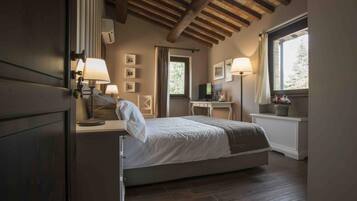 Vila (1 Bedroom) | 16 kamar tidur, setrika/meja setrika, dan seprai linen