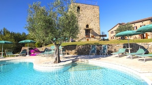 Outdoor pool - Villa Storie di Borgo (Monte Santa Maria Tiberina)