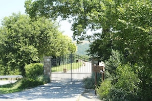 Property entrance - Villa Orizzonte (Todi)