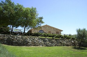Front of property - Villa Orizzonte (Todi)