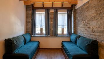 Junior Suite | Premium bedding, down comforters, Select Comfort beds, minibar