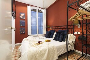 2 slaapkamers, een strijkplank/strijkijzer, wifi, beddengoed