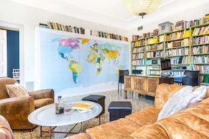 Interior - Luxury and design in Rambla Catalunya (Barcelona)