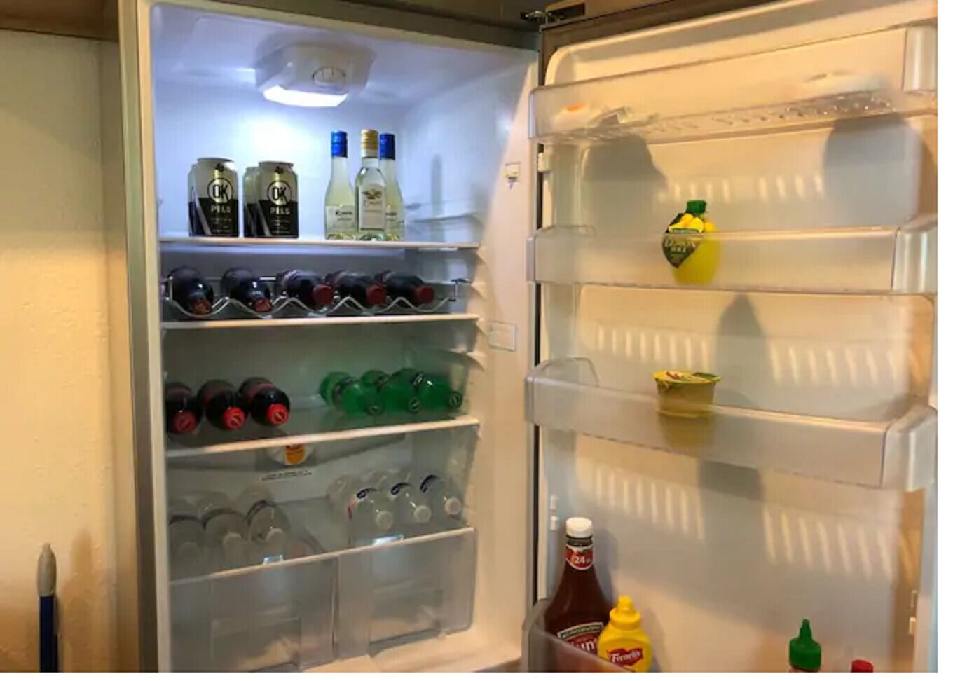 [CLR 15] Bright OKC Midtown Studio - Coolest neighrhood, Apartment, ONE mile away from Downtown.