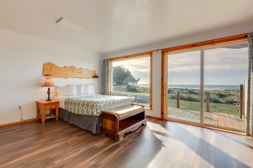 Sanderling Sea Cottages, Unit 14