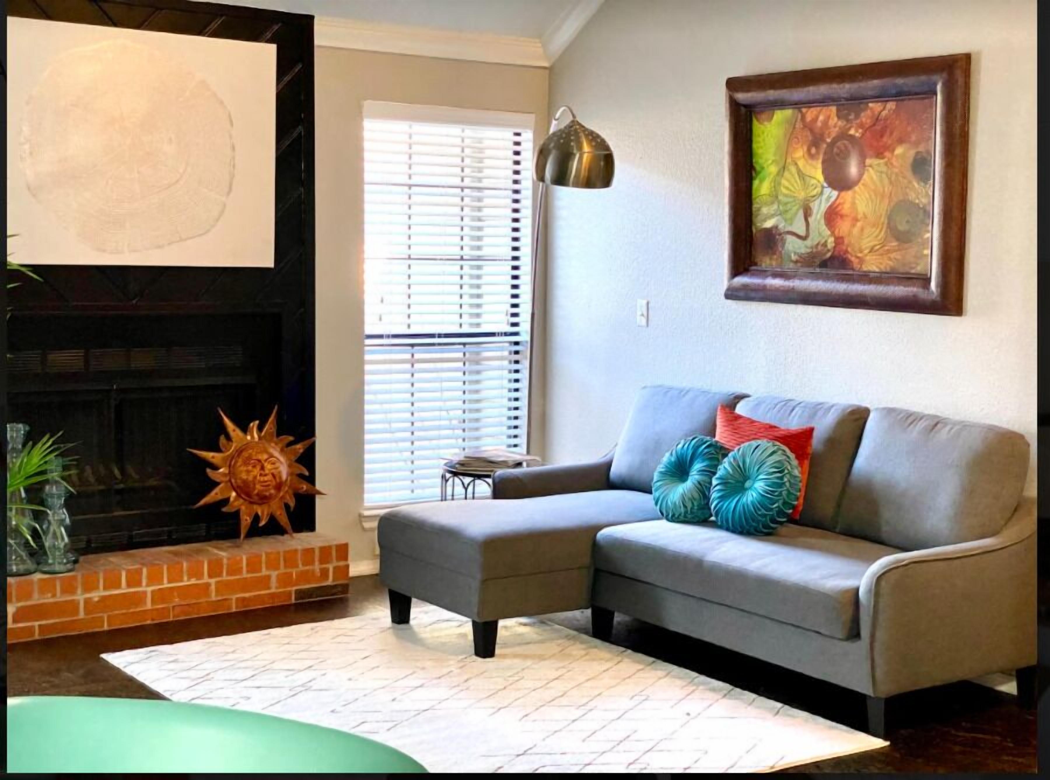 [4043 A ]Private Bedroom Suite Communal House near Integris, attached bath and a private patio