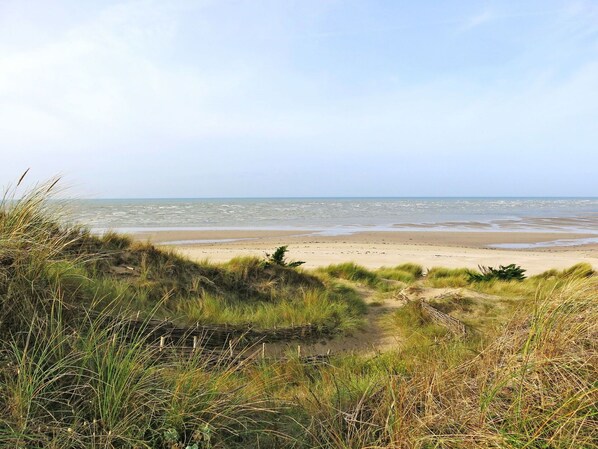 Beach - Wonderful private villa for 4 guests with WIFI and TV (Créances)