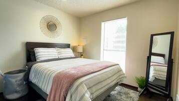 1 bedroom, WiFi, bed sheets