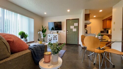 [SF 1000 - A]OU-2 Bedroom 1 bath next OU, close to Norman Regional Hospital.