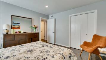 2 bedrooms, WiFi, bed sheets
