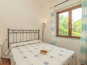 2 室のベッドルーム、旅行用ベビーベッド、WiFi