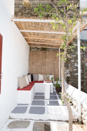 Comfort Studio (room 1) | Terrace/patio