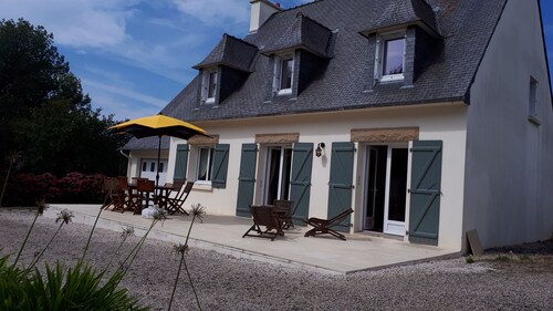 Aux Dunes in Port Blanc large and very quiet villa