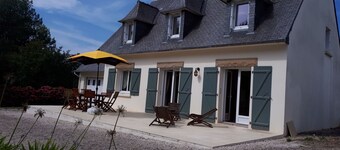 Aux Dunes in Port Blanc large and very quiet villa