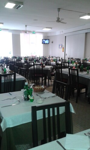 Free daily buffet breakfast - Hotel Cuba Rimini (Rimini)