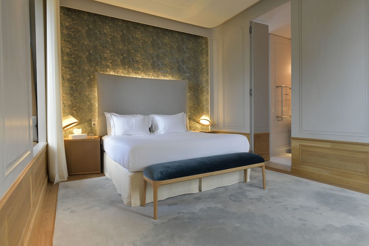Phòng đôi (Du Parc) | Bộ đồ giường cao cấp, trang trí khác biệt
