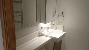 Unclassified image, 3 of 4, button - Executive Beachfront Apartments (Umhlanga)