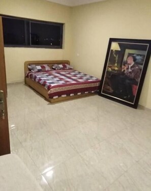 1 bedroom, iron/ironing board, WiFi