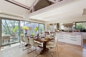Dining - Bright, friendly and modern villa close to Biarritz (Anglet)