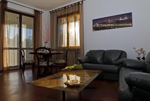 Living area - Villa Carla - Varese lakes area! (Varese/Sumirago)