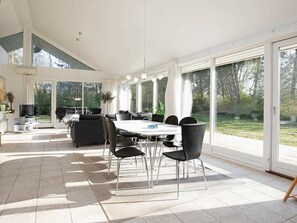 Dining - Tranquil Holiday Home in Gedser With Sauna (Gedser)