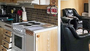 Private kitchen - 5 Person Holiday Home in Arjang (Årjäng)