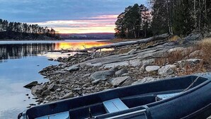 House | 2 bedrooms, individually furnished, bed sheets - 5 Person Holiday Home in Arjang (Årjäng)