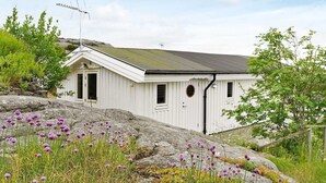Exterior - 5 Person Holiday Home in Ellos (Ellos)