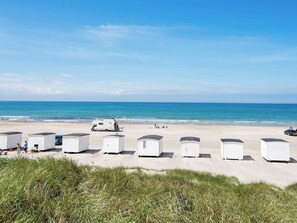 Beach - Contemporary Holiday Home in Løkken With Barbecue (Lokken)