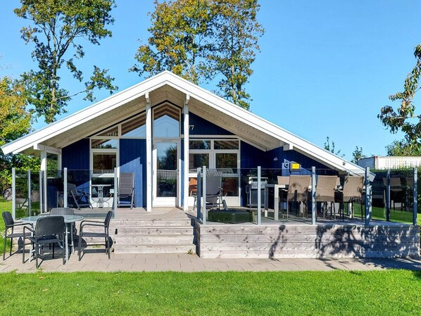 House | Exterior