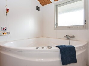 House | Bathroom