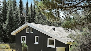 Exterior - Cozy Holiday Home in Nørre Nebel With Sauna (Norre Nebel)