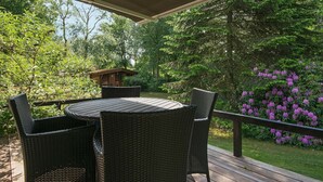 Outdoor dining - 8 Person Holiday Home in Ebeltoft (Ebeltoft)